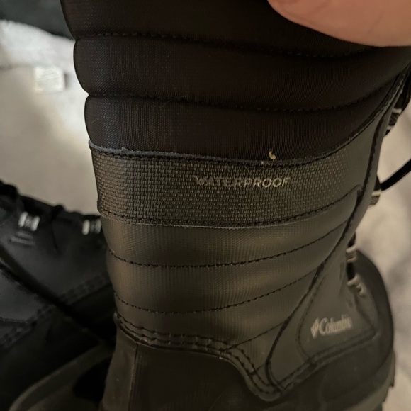 Men’s Columbia 8inch winter boots 600g insulation brand insulation. - Picture 7 of 7